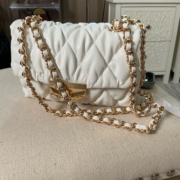 Aldo’s Elegant White Quilted Shoulder Bag NWOT - Picture 3 of 9